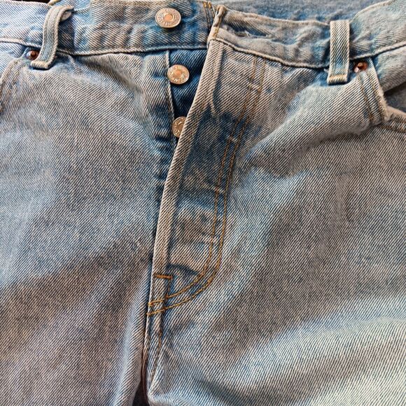 Levi's Original Fit 501 Men's Jeans Sz 31x32 Light Wash Straight Leg Button Fly - Picture 10 of 13
